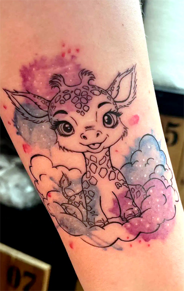 Tatouage girafe aquarelle Annecy